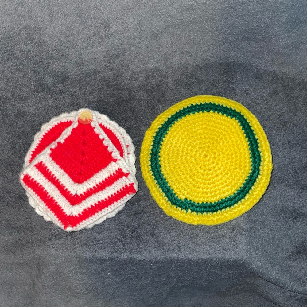 Vintage Handmade Crocheted Pot Holders Set of 3.